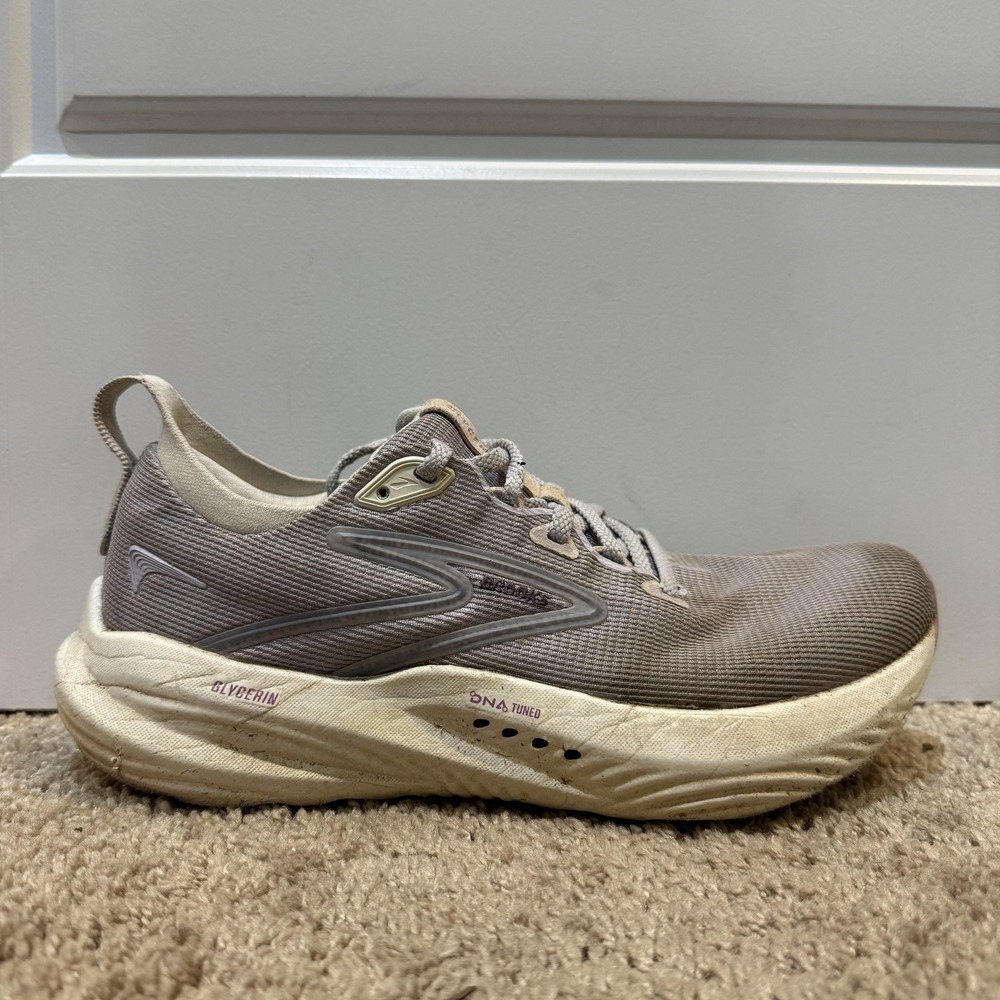 Brooks Glycerin 22 Shoes Womens Size 9.5 Gray Running Sneakers 1204341B505